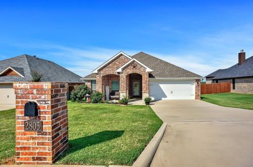 2805 Lillis Ln, Denison TX 75020 exterior