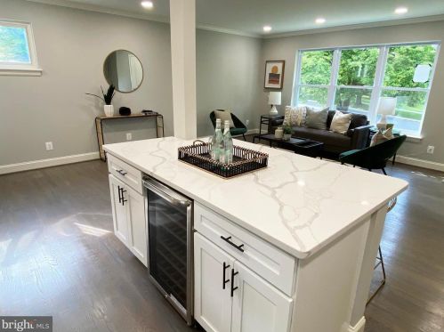 1604 Imperial Dr, Silver Spring MD 20902-3952 exterior