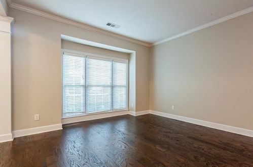 755 Glenridge Close Dr, Atlanta GA  30328-3476 exterior