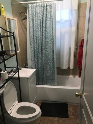 5249 Wood St, Chicago IL 60609-5759 exterior