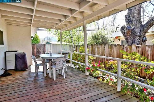 1619 St, Concord CA 94521-1001 exterior