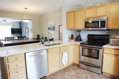 3741 Mammoth Trl, Madison WI  53719-4091 exterior