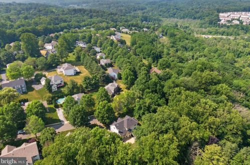 84 Old Mill Dr, Media PA 19063-6315 exterior