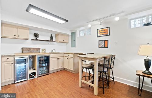 2010 Jackson St, Washington DC 20017-2954 exterior