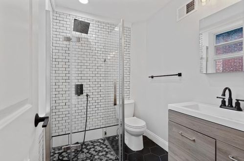 1714 Buena Vis St, Pittsburgh PA 15212-3927 exterior