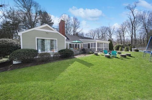 148 Norwalk Rd, Norwalk CT 06850-4406 exterior