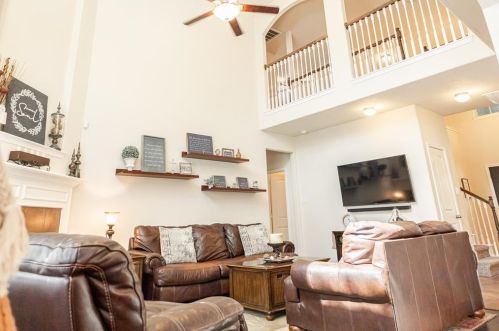 3102 Fitzgerald Dr, Montgomery TX 77356-8950 exterior