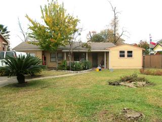 1415 24th St, Houston TX  77008-1615 exterior