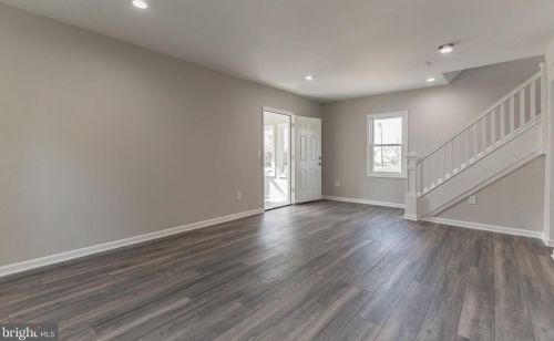 319 Marne Ave, Tavistock NJ 08033-1444 exterior