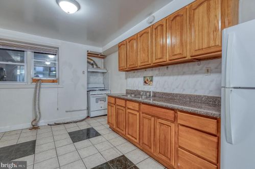 1152 15th St, Philadelphia PA  19146-3141 exterior