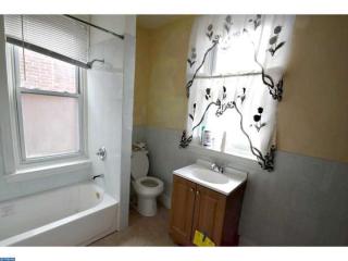 1232 Peach St, Philadelphia PA  19143-4806 exterior