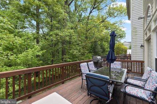 5412 Chieftain Cir, Alexandria VA 22312-2332 exterior