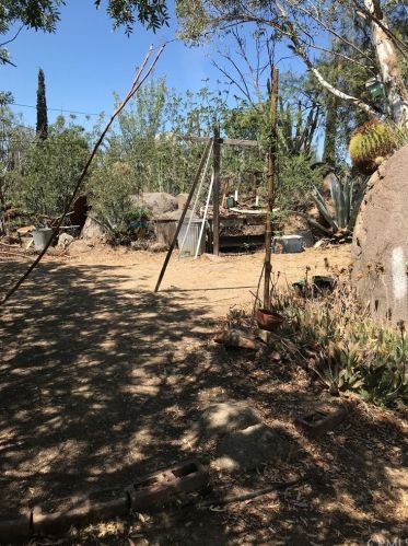 27260 Jarvis St, Perris CA 92570-8677 exterior