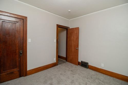 4608 39th St, Milwaukee WI  53209-5860 exterior