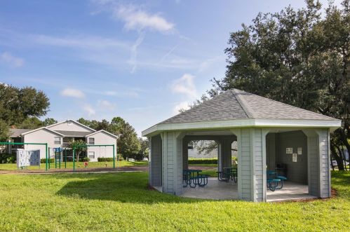 2580 Grassy Point Dr, Lake Mary FL 32746-6538 exterior