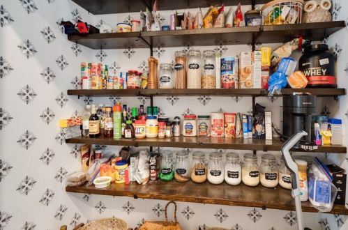 1716 Barfield Run, Atlanta GA  30318-2779 exterior