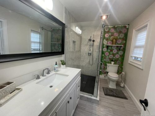 44 Nursery St, Norwalk CT 06850-1718 exterior