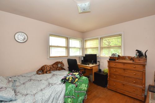 3047 121st St, Milwaukee WI  53222-4010 exterior