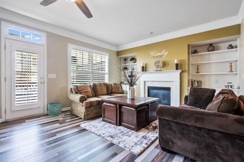 10657 Camarilla Ct, Duluth GA  30097-8494 exterior