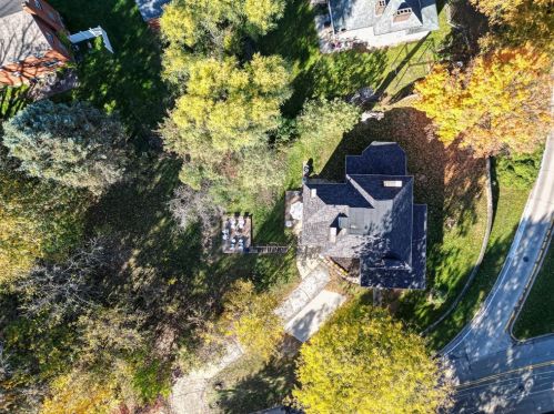 9116 Frankstown Rd, Pittsburgh PA  15235-1433 exterior