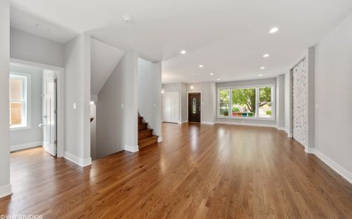 2235 75th Ct, Chicago IL  60707-3034 exterior