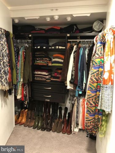 8708 Camden St, Alexandria VA 22308-2318 exterior