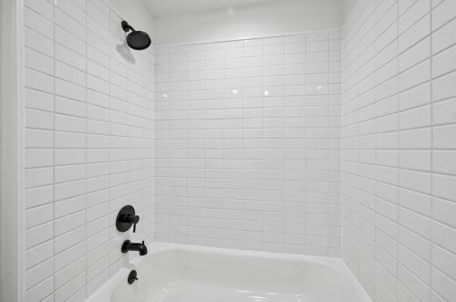 2302 Marbury Rd, Pittsburgh PA  15221-3670 exterior