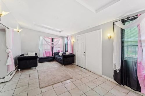 126 Moorefield St, Providence RI 02909-4835 exterior