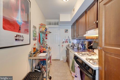 1258 Meigs Pl, Washington DC 20002-2426 exterior