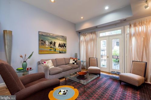 2201 K St, Washington, DC 20037-1874