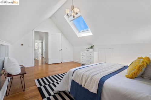 2906 Hillegass Ave, Berkeley CA 94705-2212 exterior