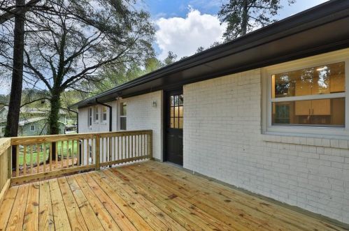 2898 Crk Dr, Duluth GA 30096-3848 exterior