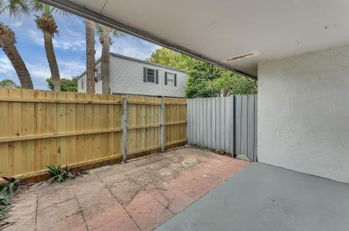 1838 Amberly Ave, Orlando FL 32822-4203 exterior