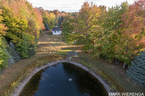 431 Mt Garfield Rd, Meskegon MI 49441-6000 exterior