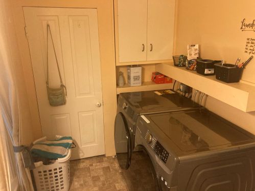 206 Michigan Ave, Dowagiac MI 49047-1908 exterior