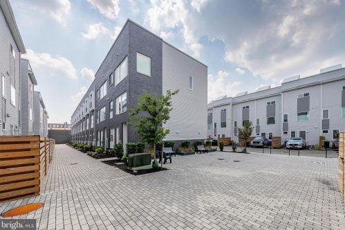 1646 5th St, Philadelphia PA  19122-1208 exterior