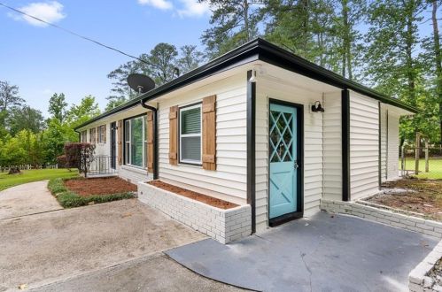 6488 Pisgah Rd, Austell, GA 30168-5221