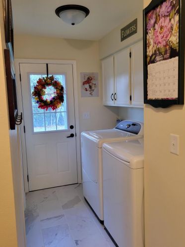 3938 119, Milwaukee WI 53228-1814 exterior