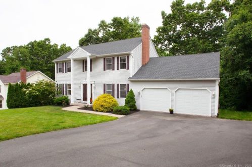20 Fitzmaurice Cir, Windsor, CT 06095-1133