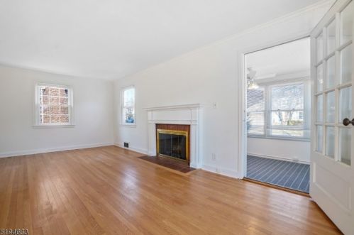 231 Short Hills Ave, Springfield NJ  07081-1009 exterior