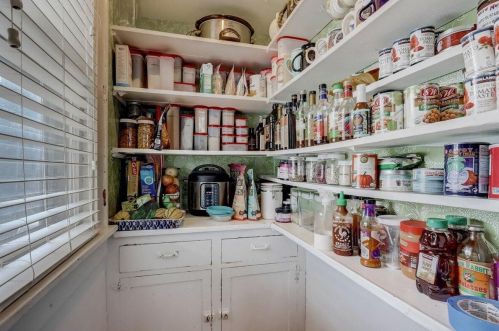 613 Keefe Ave, Milwaukee WI 53212-1801 exterior