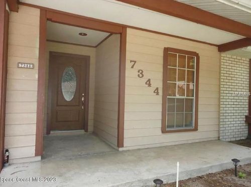 7344 Anstead Cir, Orlando FL  32810-3221 exterior