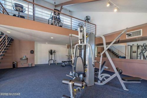 1200 River Rd, Tucson AZ 85704-2522 exterior