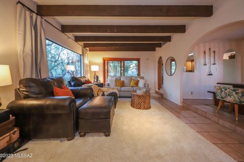 3865 Tanuri Dr, Tucson AZ 85750-1939 exterior