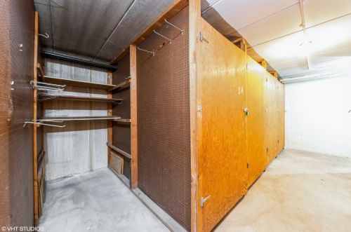 5432 Windsor Ave, Chicago IL 60630-3500 exterior