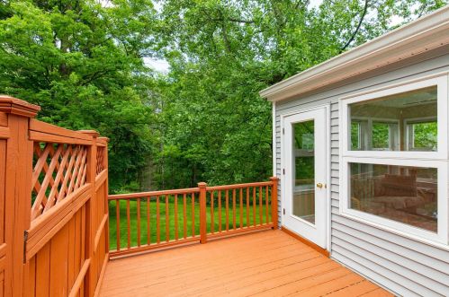 35 Tall Tree Ln, Poughkeepsie NY 12601-7208 exterior