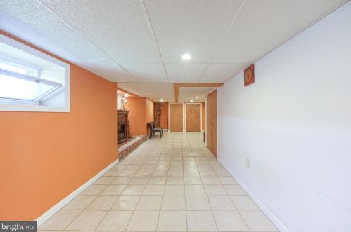 15 Pne St, Camden NJ 08103-3353 exterior