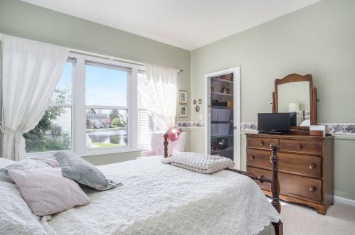 6822 Windflower Way, Meskegon MI 49444-7752 exterior