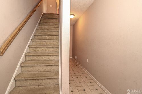 9 Prestwick Way, Edison NJ  08820-4686 exterior