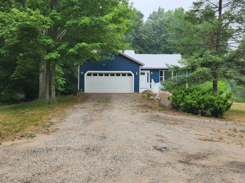 4370 192nd Ave, Hesperia MI 49421-9576 exterior